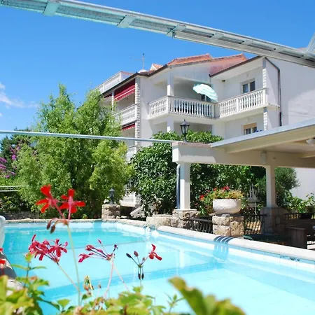 Apartment Deltas Appartmani *