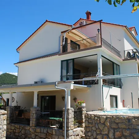 Apartment Deltas Appartmani Banjol